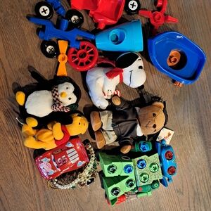 Kids Toy Set - Multicolor Plush & Vehicle Play Pieces